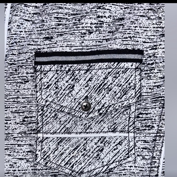 INC INTERNATIONAL CONCEPTS BLACK & WHITE BUTTON DOWN SHIRT SZ MEDIUM - Picture 4 of 6